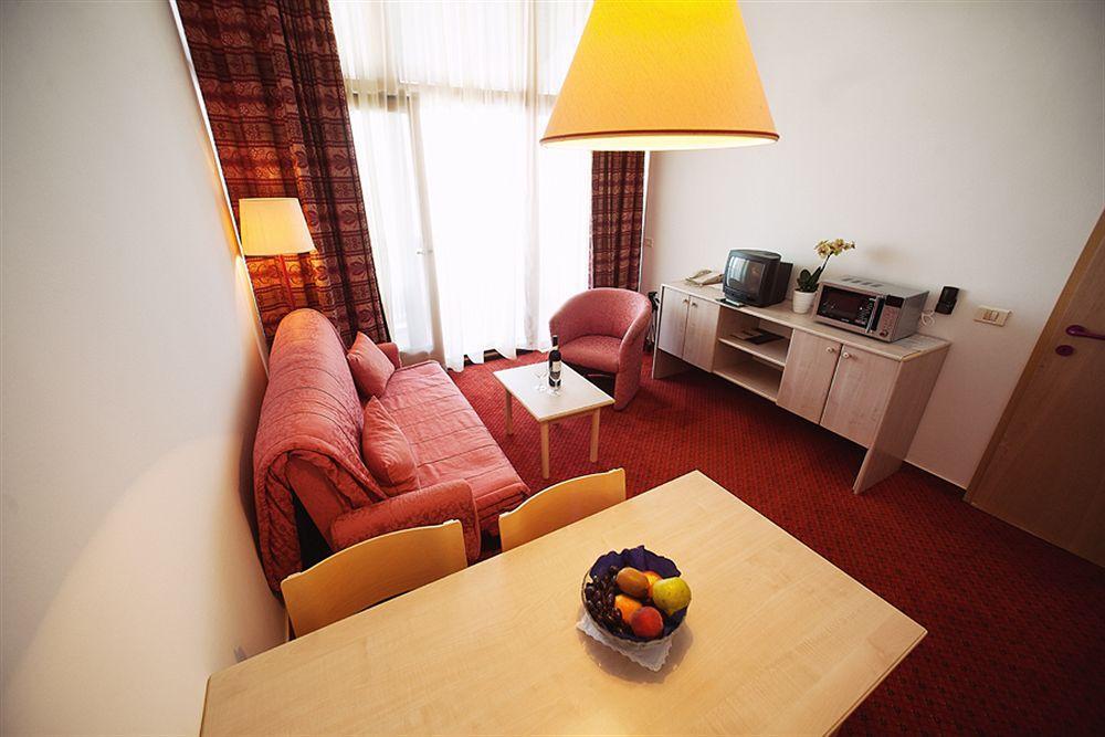Hotel Vile Park Πορτορόζ Εξωτερικό φωτογραφία